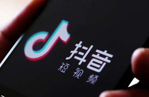 如何制作抖音短视频，快速吸引百万粉丝