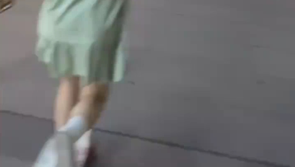小红书视频怎么镜面翻转?一步搞定拍摄小技巧!