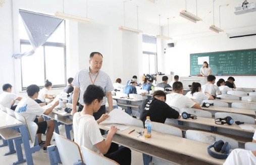 垂柳阅读答案公众号——让学习更轻松,让阅读更有趣
