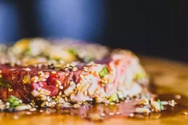 美食博主如何快速涨粉？这篇文章告诉你秘诀！