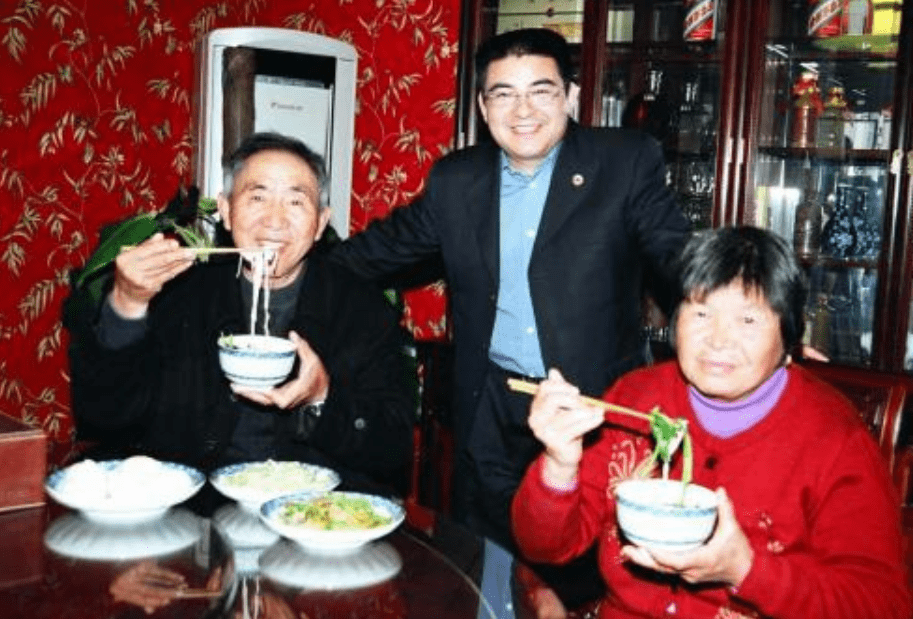 如何在短时间内实现20万粉丝的突破？