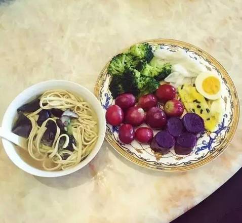 煮好的粗粉丝要涨多久?完美煮制技巧让你轻松享受美味