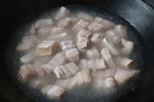 如何在短时间内涨粉丝一万?掌握这几个关键技巧