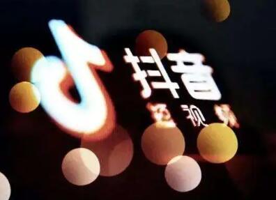揭秘抖音热门背后的完播率密码:15秒与3分钟视频的生存法则