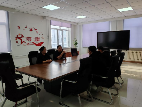当算法成为读心者:内容推荐如何重塑数字生活?
