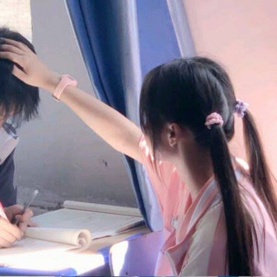 哔哩哔哩名字如何变色?打造个性化昵称的秘诀